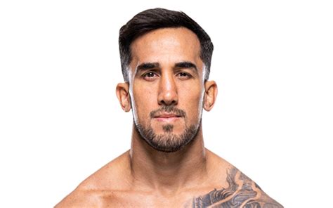Omar Morales .
